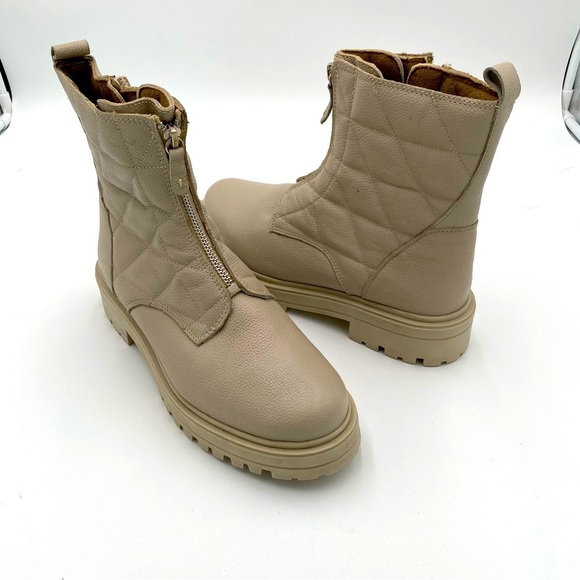 Alberto Torresi Leather Zip Up Quilted Chunky Lug Winter Ankle Boots Size 9 NWOT - Picture 1 of 10